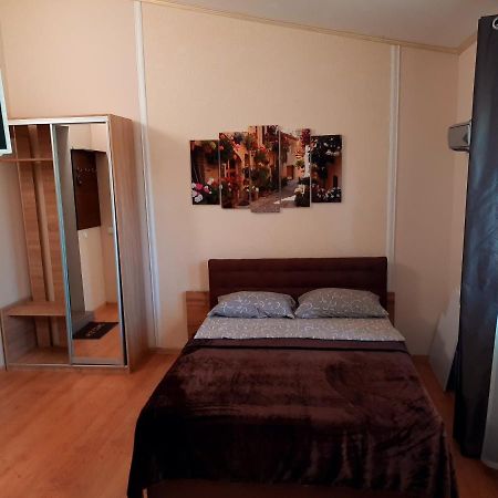 Studio Apartments In Center Mini 5 Поверх Без Ліфту Iwano-Frankiwsk Exterior foto